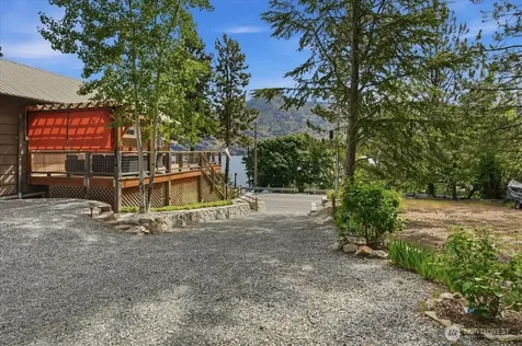 15137 S Lakeshore Road Chelan WA 98816