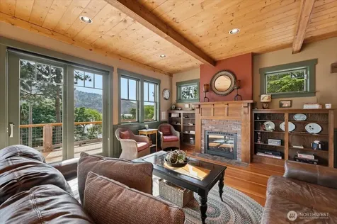 15137 S Lakeshore Road Chelan WA 98816