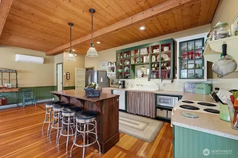 15137 S Lakeshore Road Chelan WA 98816