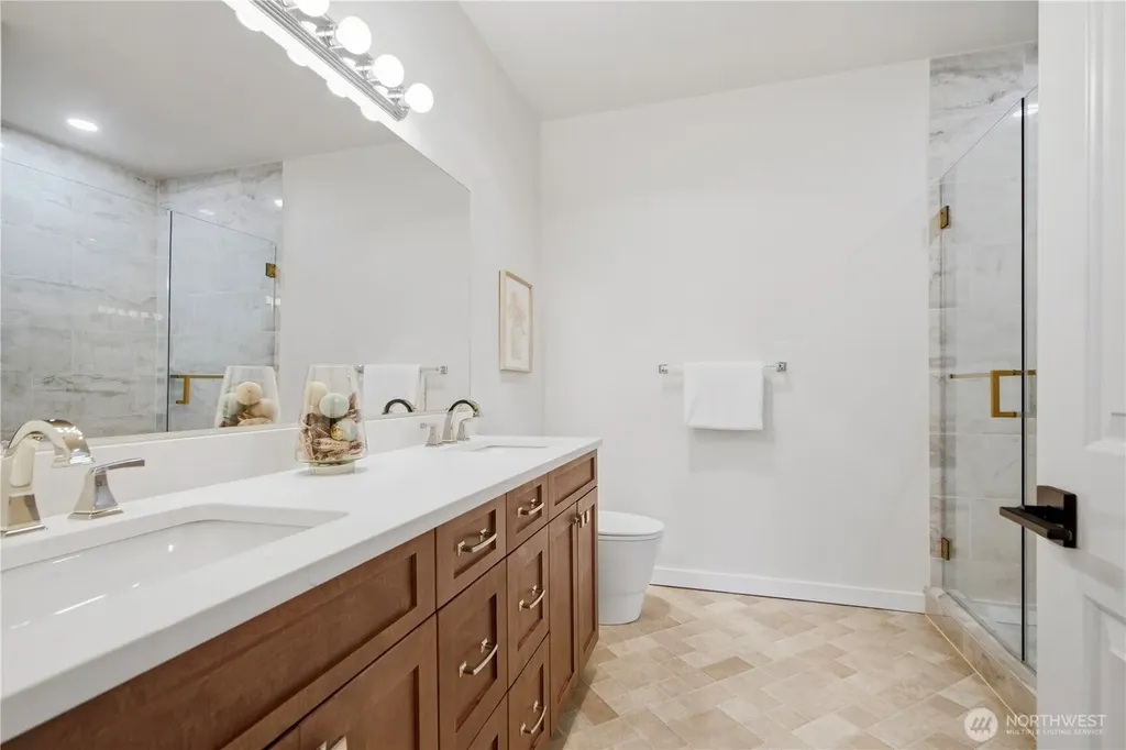 22669 NE Alder Crest Drive Redmond WA 98053