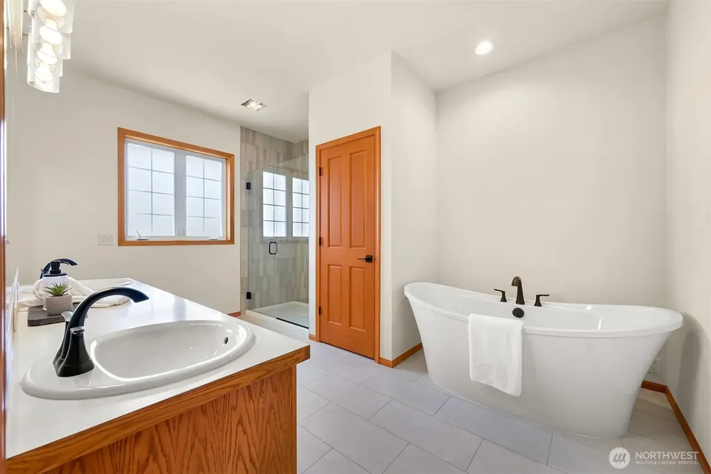 5887 Bay Pine Court Ferndale WA 98248