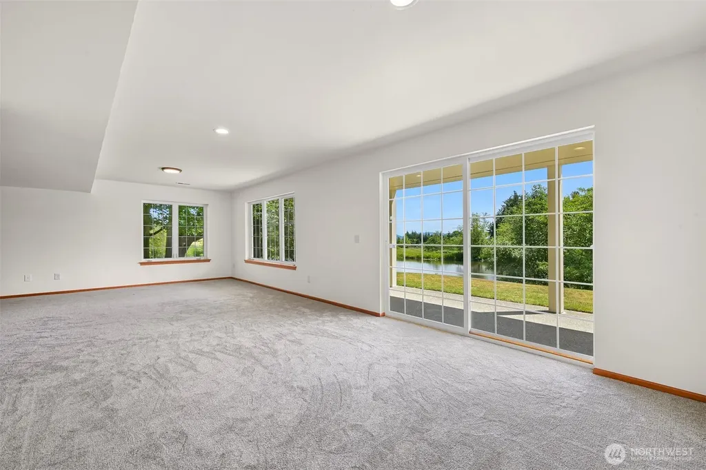 5887 Bay Pine Court Ferndale WA 98248