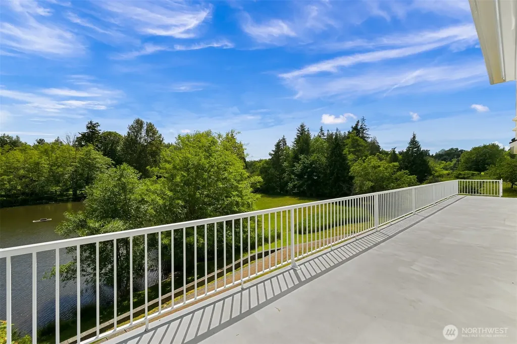 5887 Bay Pine Court Ferndale WA 98248