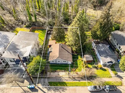 4549 26th Avenue SW Seattle WA 98106