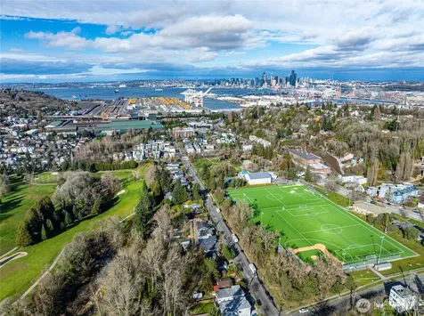 4549 26th Avenue SW Seattle WA 98106