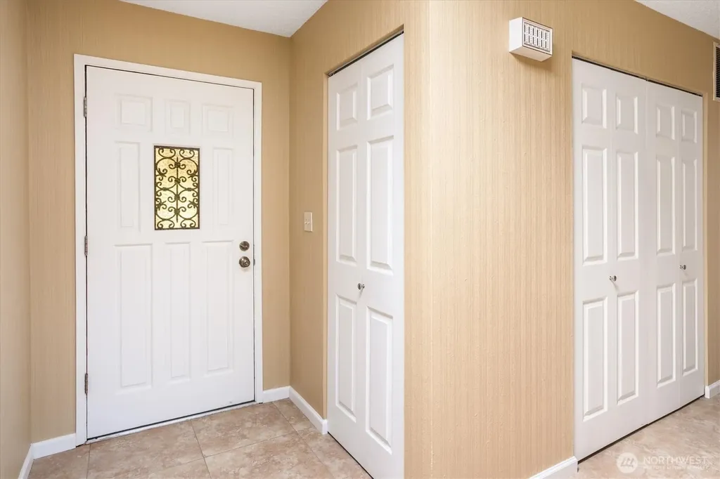 10823 Glen Acres Drive S Seattle WA 98168