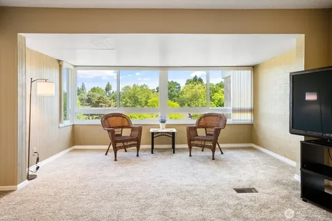 10823 Glen Acres Drive S Seattle WA 98168