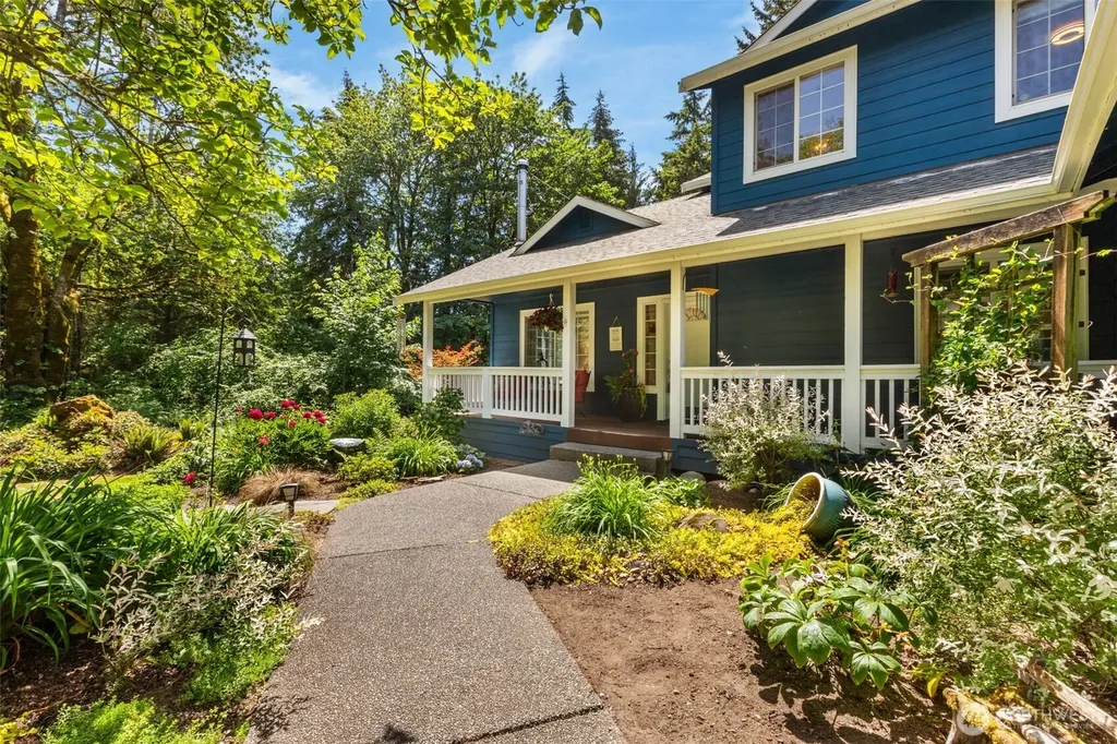 1323 105th Lane SE Olympia WA 98501