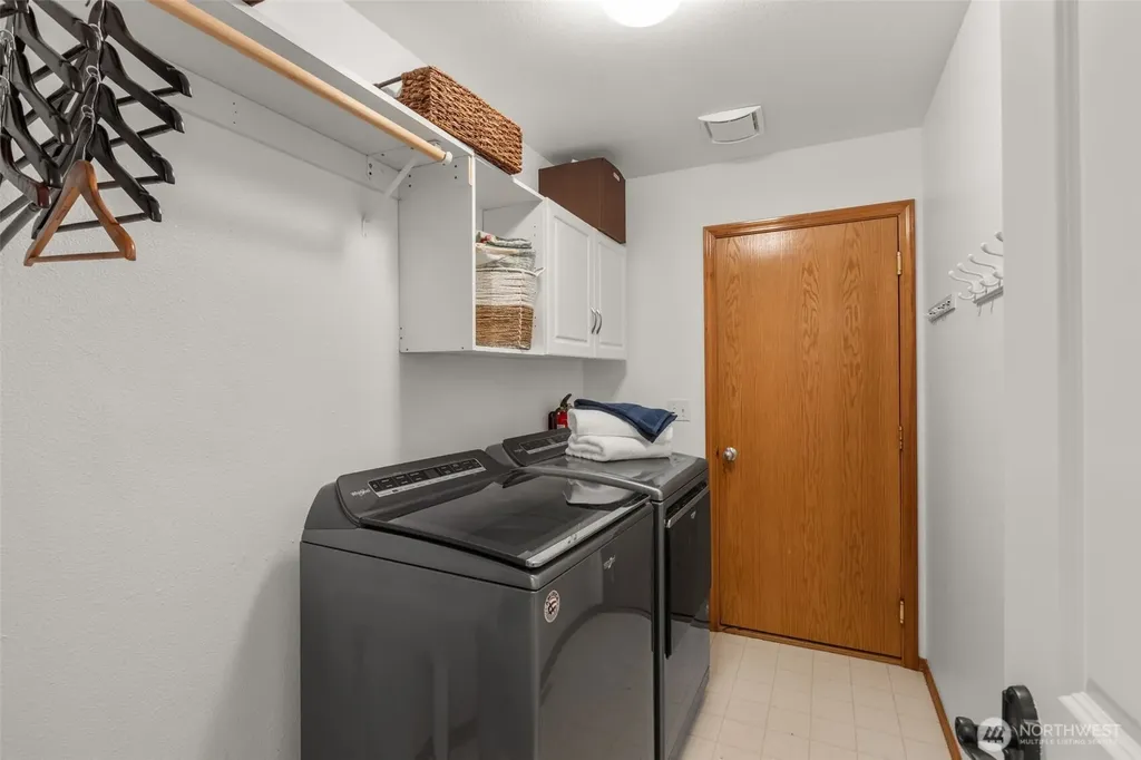1323 105th Lane SE Olympia WA 98501