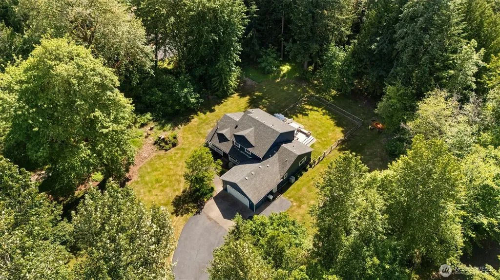 1323 105th Lane SE Olympia WA 98501
