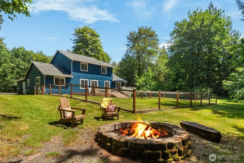 1323 105th Lane SE Olympia WA 98501