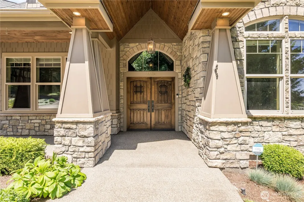 2375 Trillium Longview WA 98632