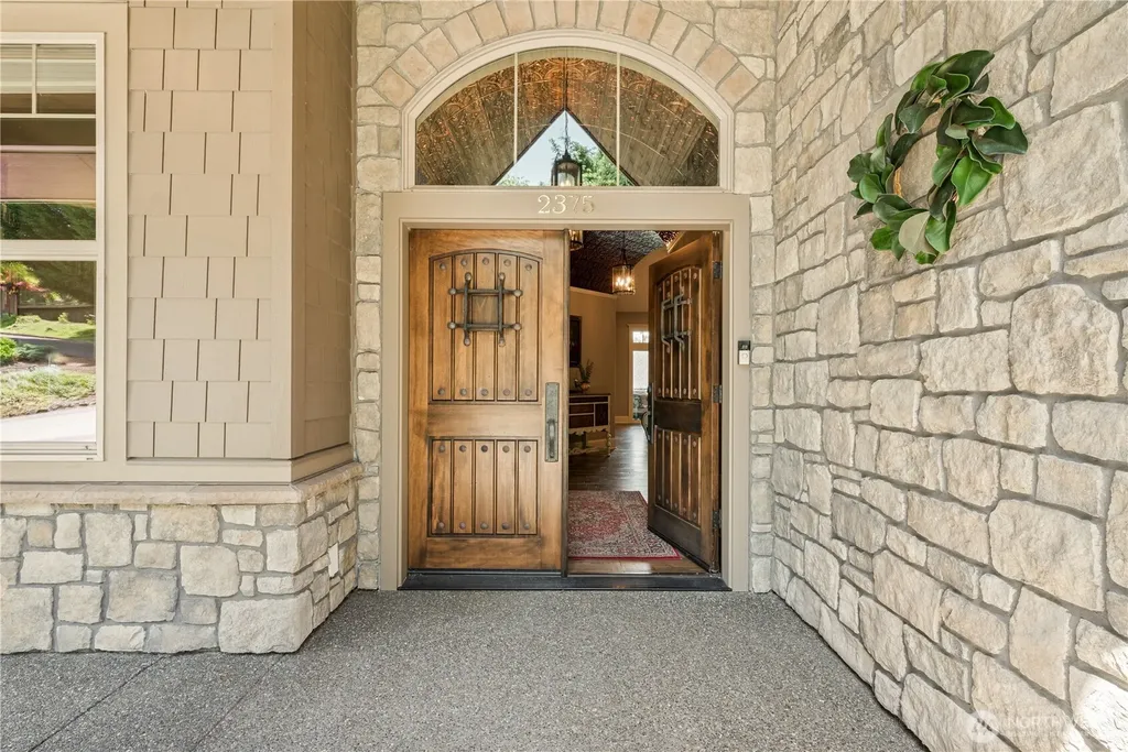 2375 Trillium Longview WA 98632