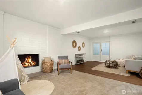 19011 27th Drive SE Bothell WA 98012