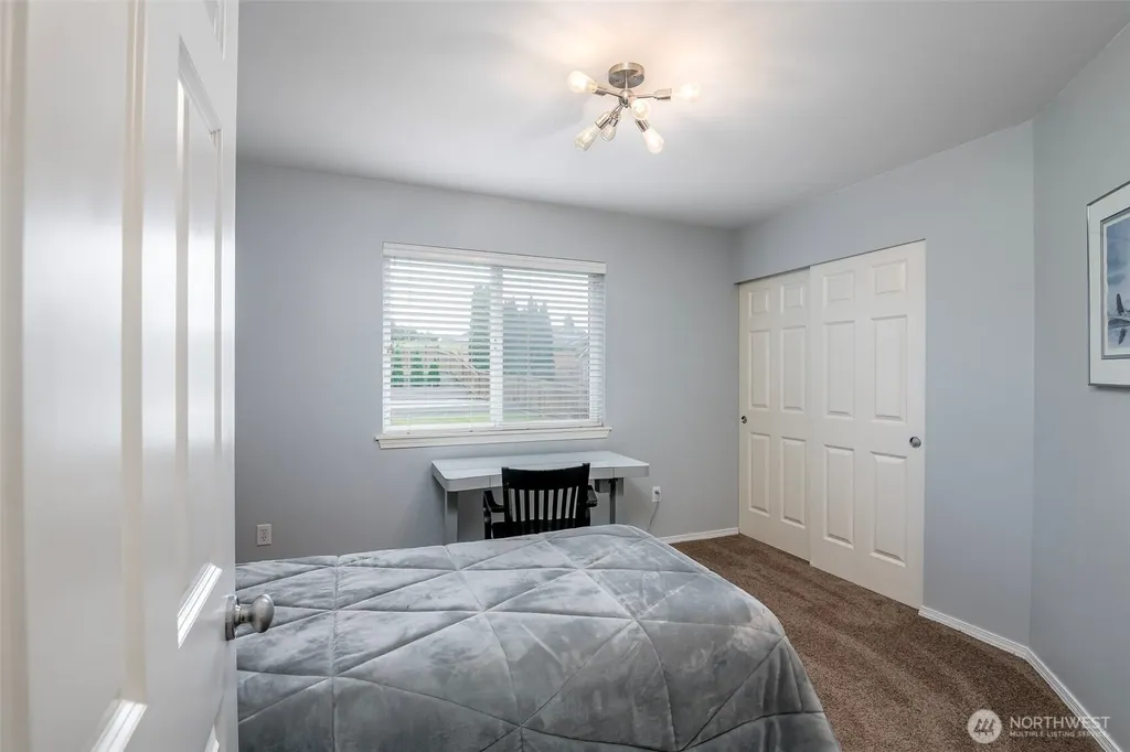 2701 91st Avenue E Edgewood WA 98371