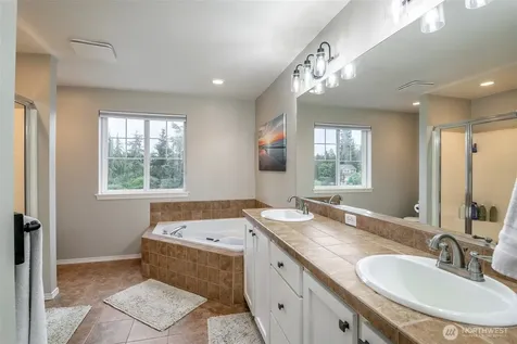 2701 91st Avenue E Edgewood WA 98371