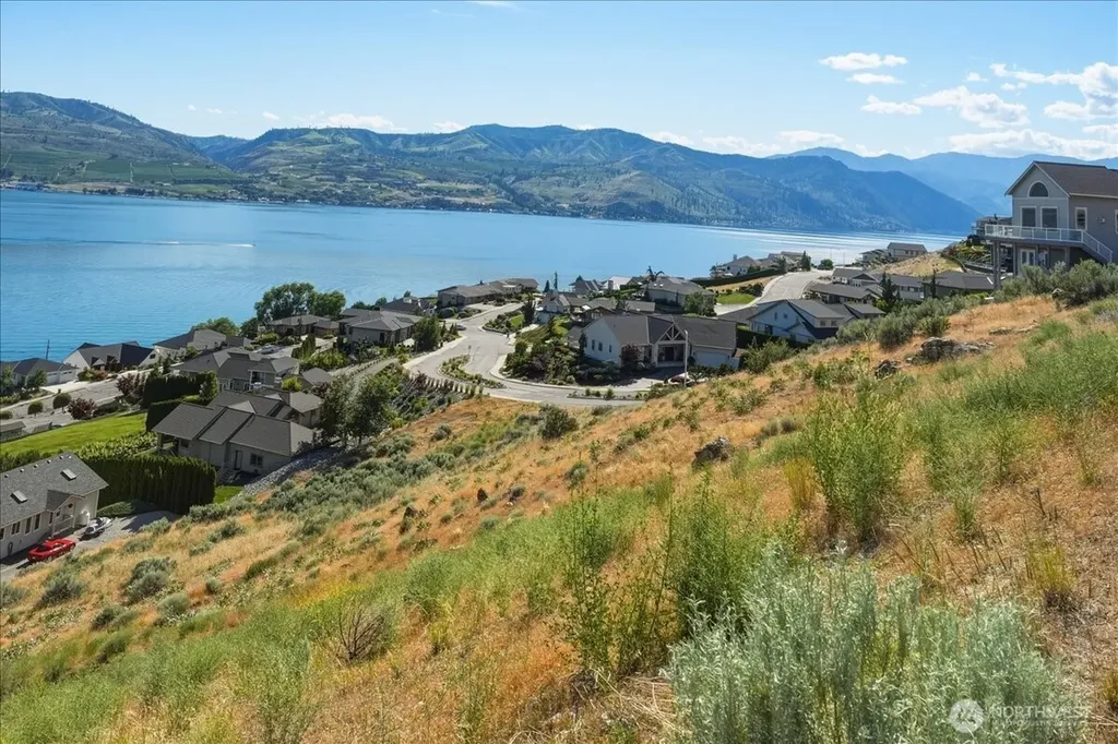 128 Crystal Crest Drive Chelan WA 98816