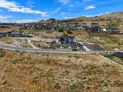 128 Crystal Crest Drive Chelan WA 98816