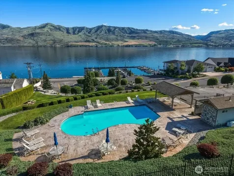 128 Crystal Crest Drive Chelan WA 98816