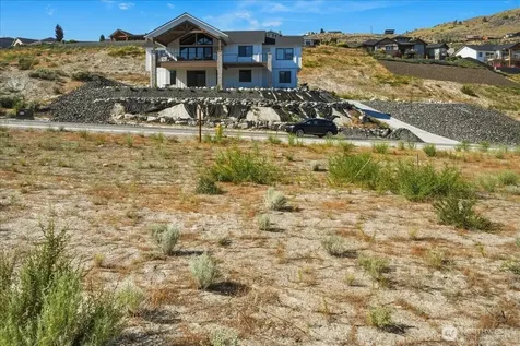 128 Crystal Crest Drive Chelan WA 98816