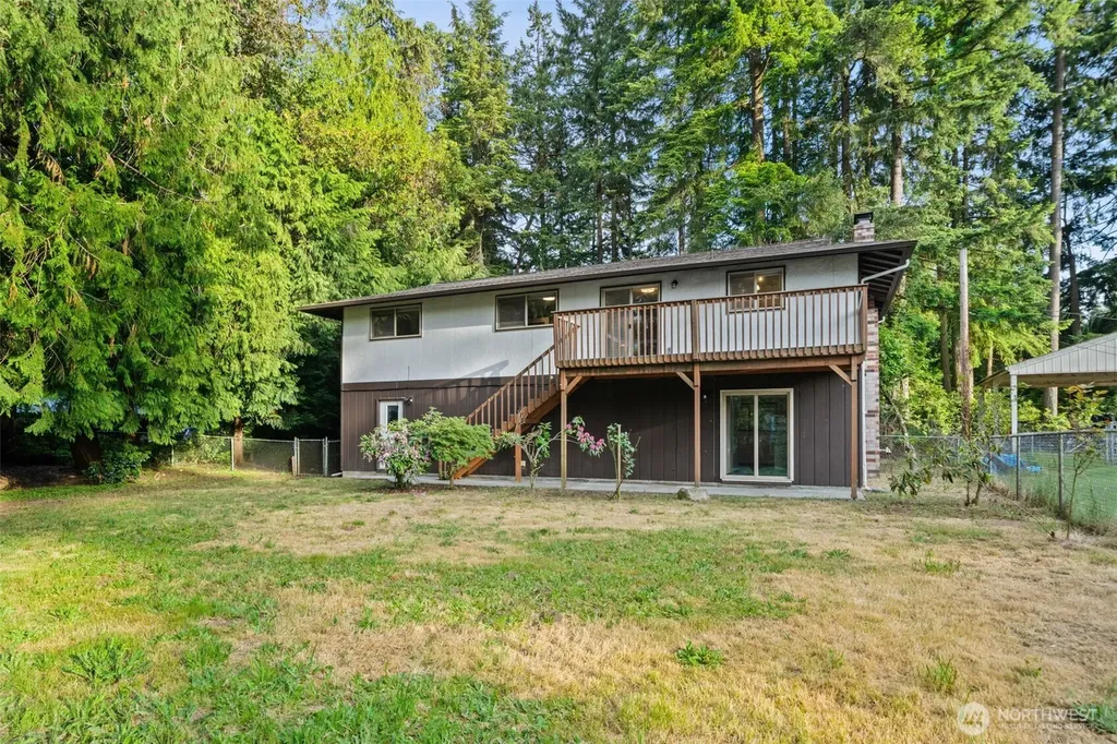 8785 SE Sedgwick Road Port Orchard WA 98366
