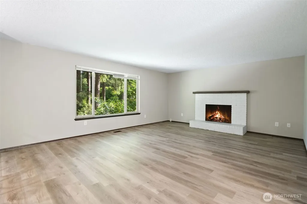 8785 SE Sedgwick Road Port Orchard WA 98366