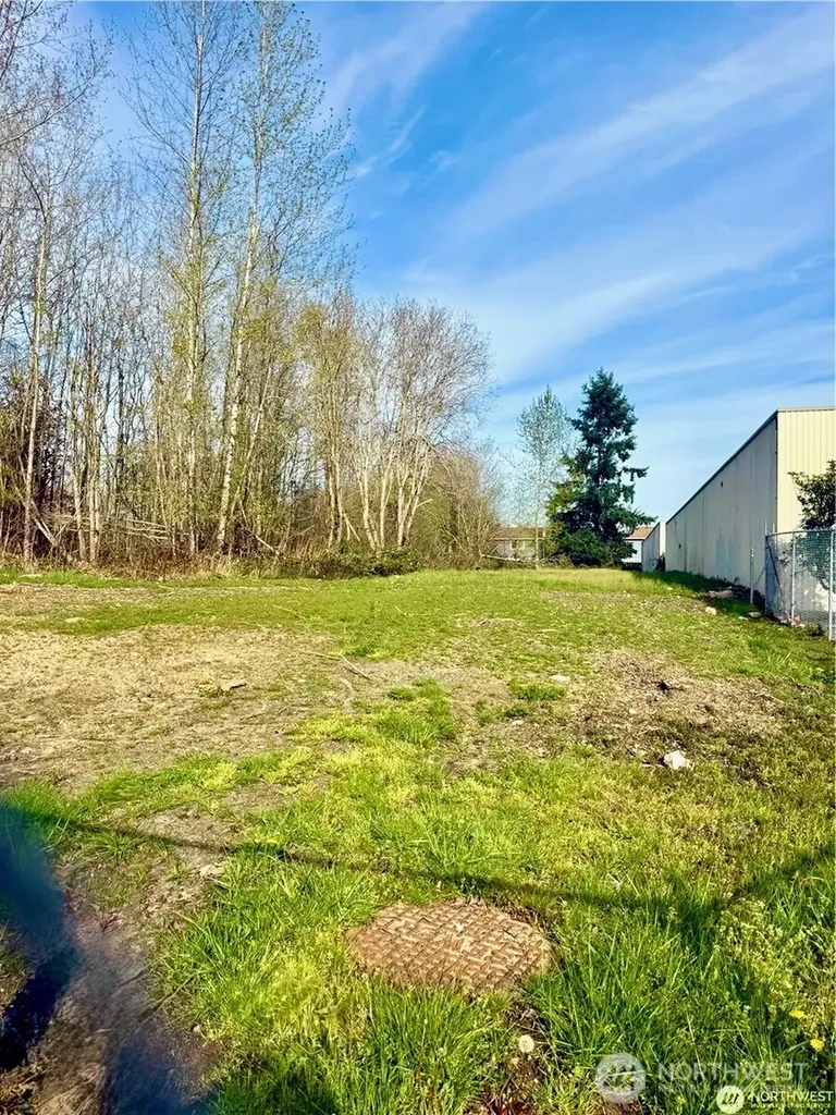 25002 104 Avenue SE Kent WA 98030
