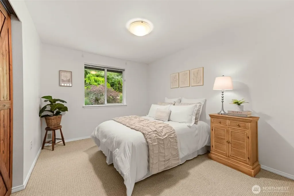 811 Union Avenue Steilacoom WA 98388