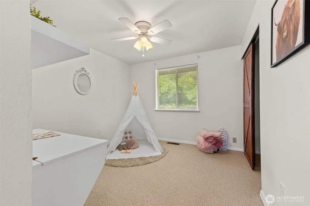 811 Union Avenue Steilacoom WA 98388