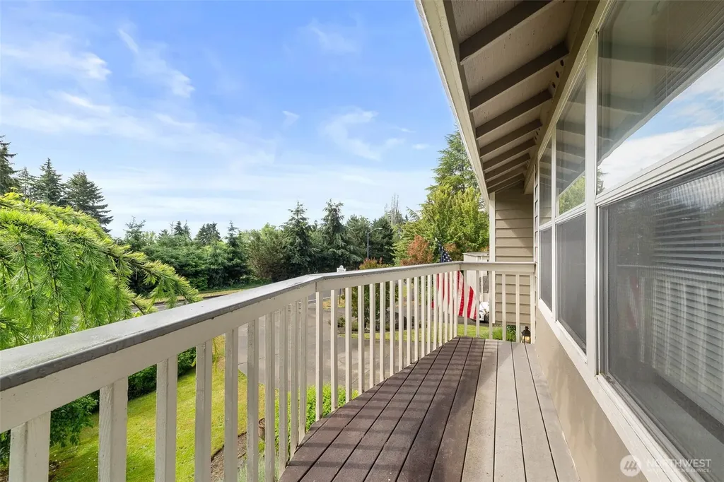 811 Union Avenue Steilacoom WA 98388