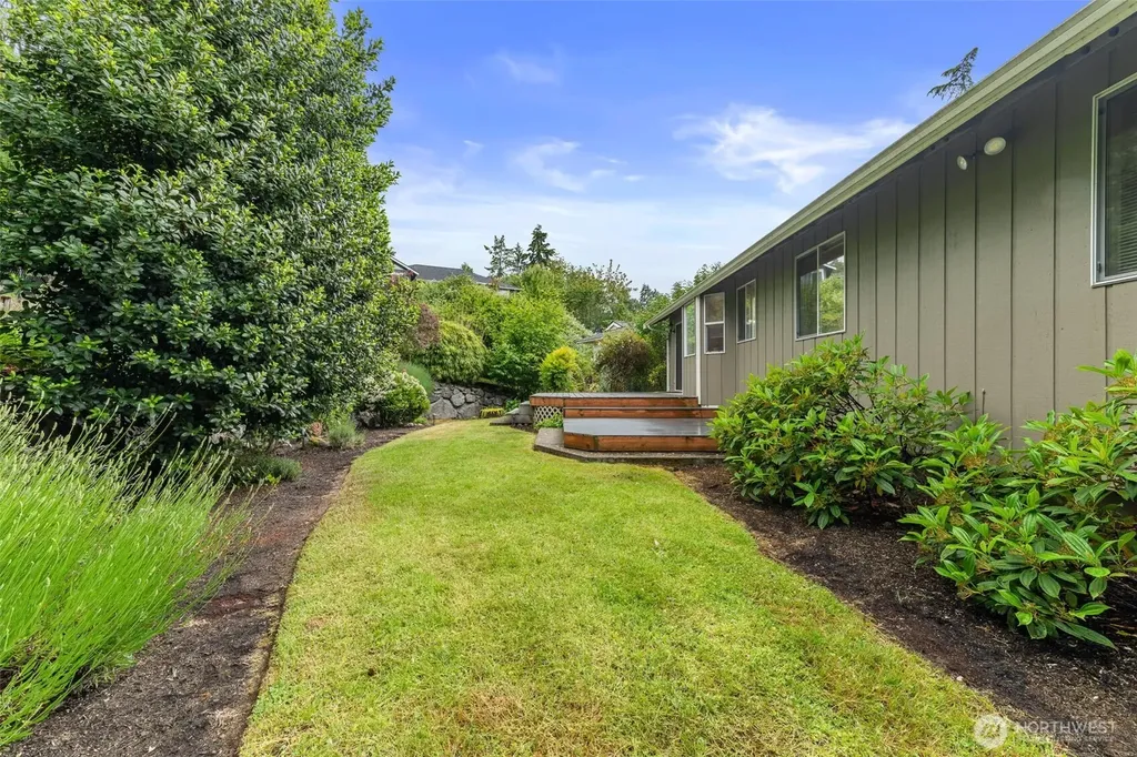 811 Union Avenue Steilacoom WA 98388