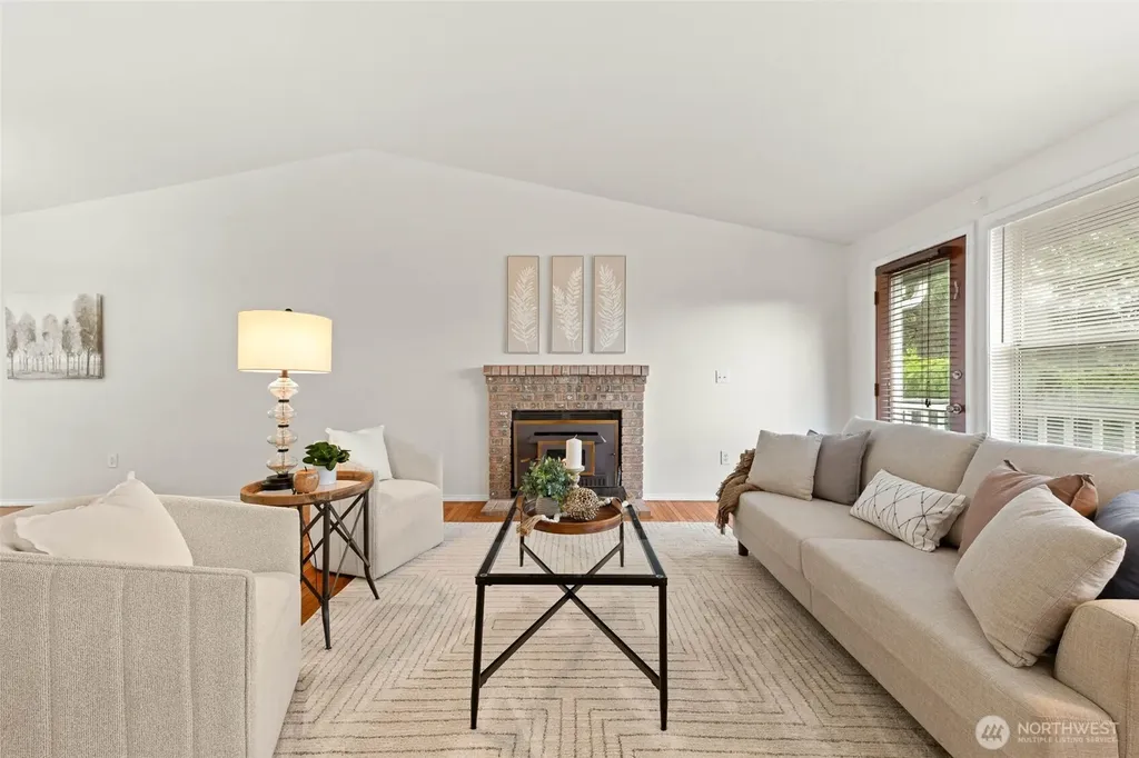 811 Union Avenue Steilacoom WA 98388