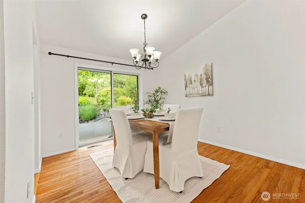 811 Union Avenue Steilacoom WA 98388