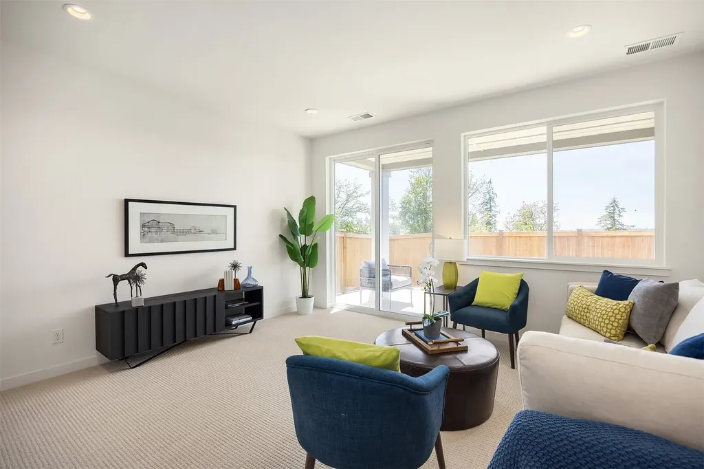 25517 204th Place SE Covington WA 98042
