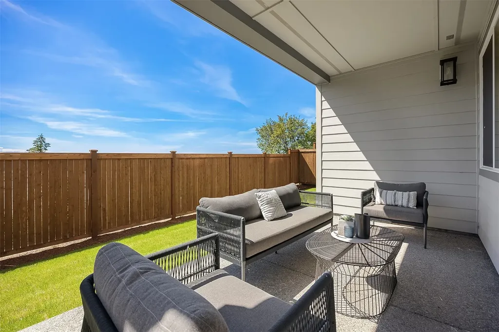 25517 204th Place SE Covington WA 98042