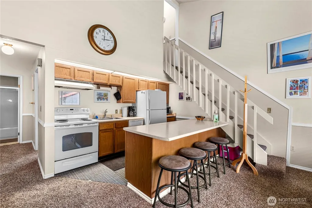 8903 Crescent Bar Road NW Quincy WA 98848