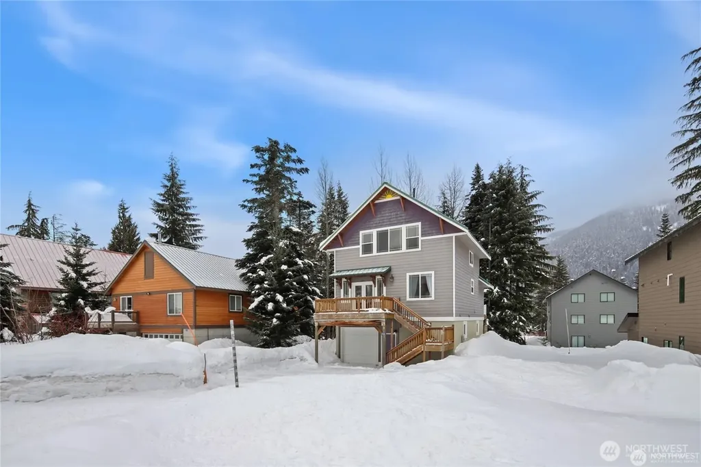330 Keechelus Drive Snoqualmie Pass WA 98068