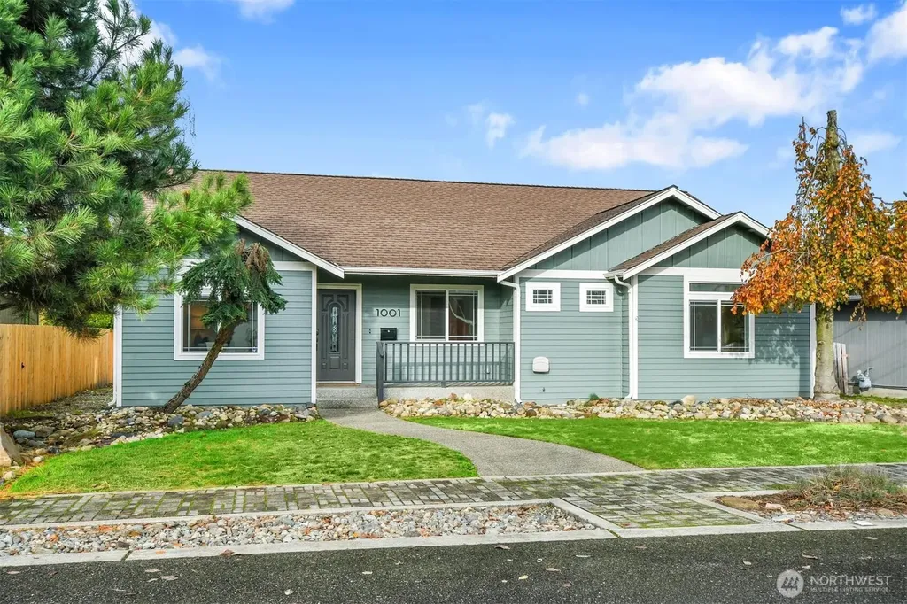 1001 8th Avenue NW Puyallup WA 98371