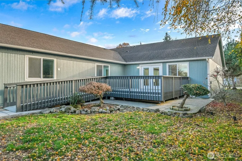 1001 8th Avenue NW Puyallup WA 98371