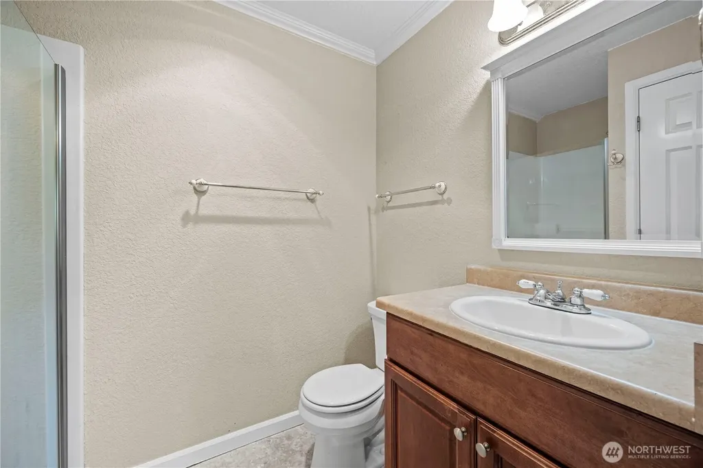 1523 Sunset Place Mount Vernon WA 98273