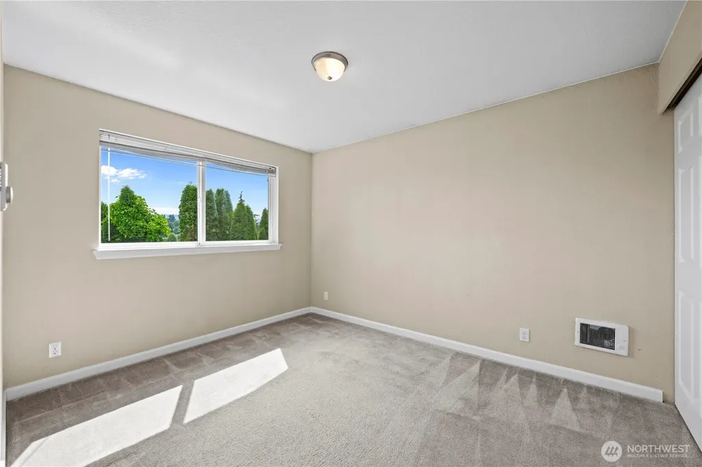 1523 Sunset Place Mount Vernon WA 98273
