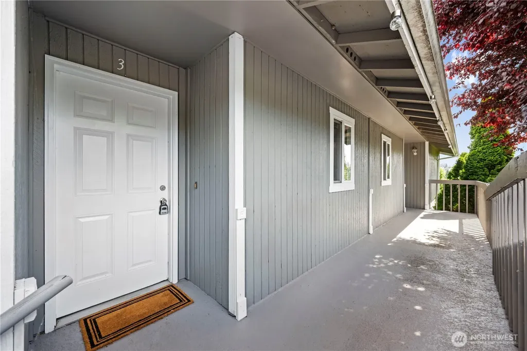 1523 Sunset Place Mount Vernon WA 98273