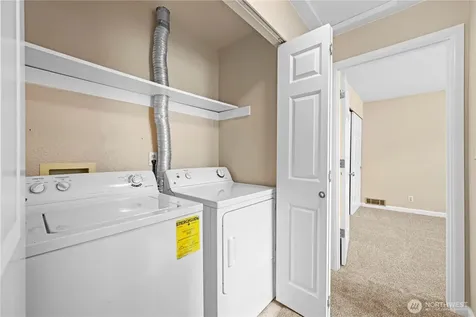 1523 Sunset Place Mount Vernon WA 98273