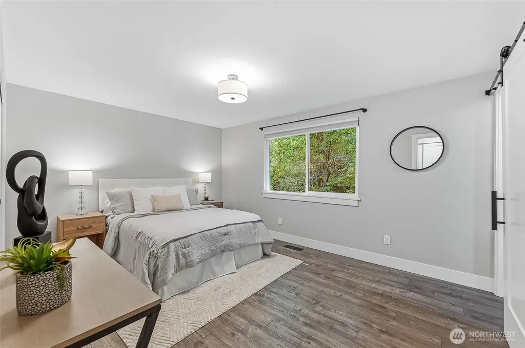 24014 57th Avenue SE Woodinville WA 98072