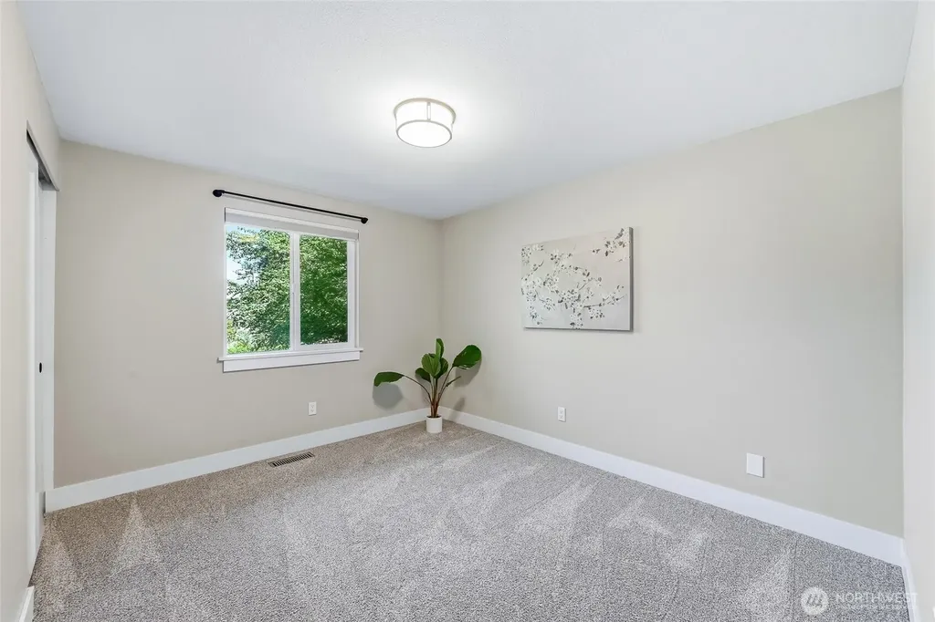 24014 57th Avenue SE Woodinville WA 98072