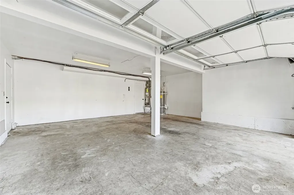 24014 57th Avenue SE Woodinville WA 98072