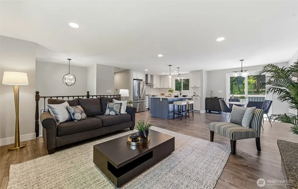 24014 57th Avenue SE Woodinville WA 98072