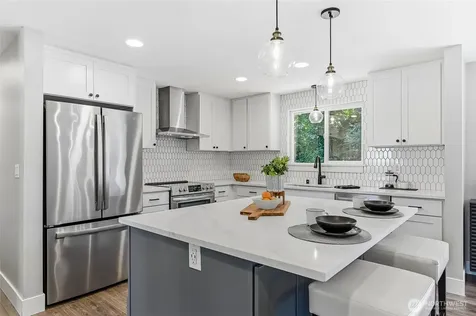 24014 57th Avenue SE Woodinville WA 98072