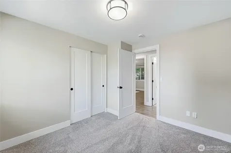 24014 57th Avenue SE Woodinville WA 98072