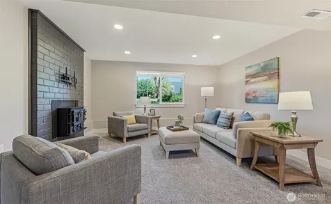 24014 57th Avenue SE Woodinville WA 98072